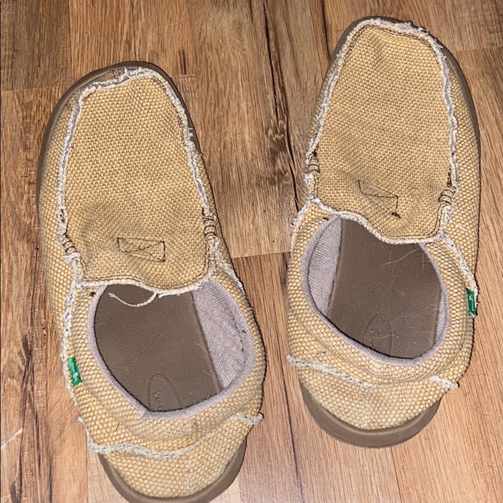 Used brown sanuk slides